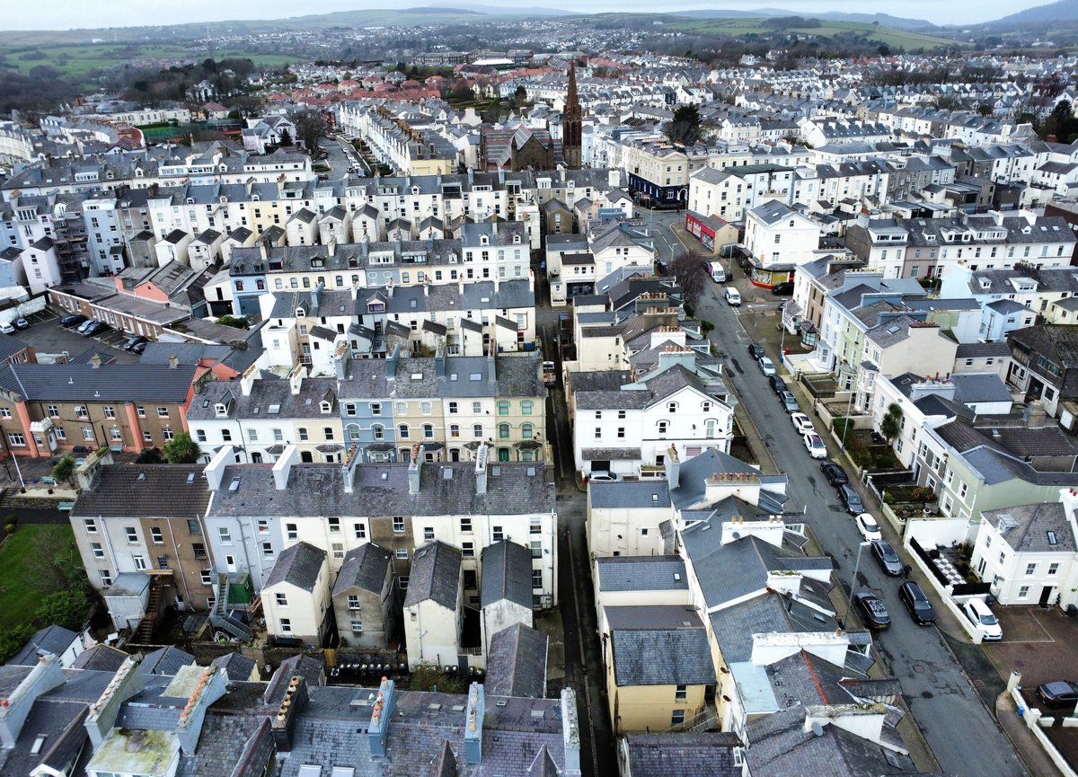 Decorator painted over his own work afte