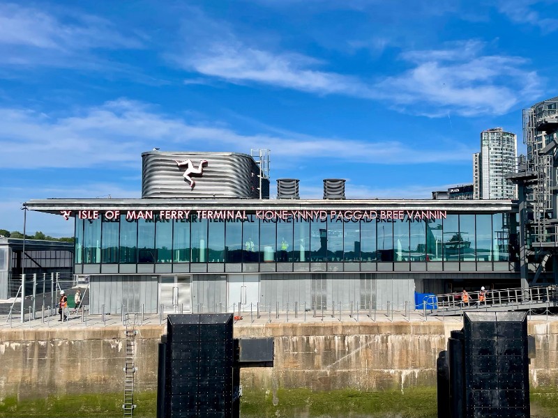 Liverpool ferry terminal to close for tw