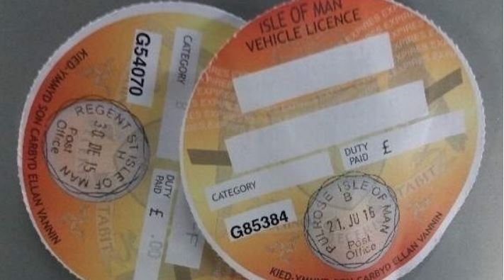 Number of road tax disc fines drops by h