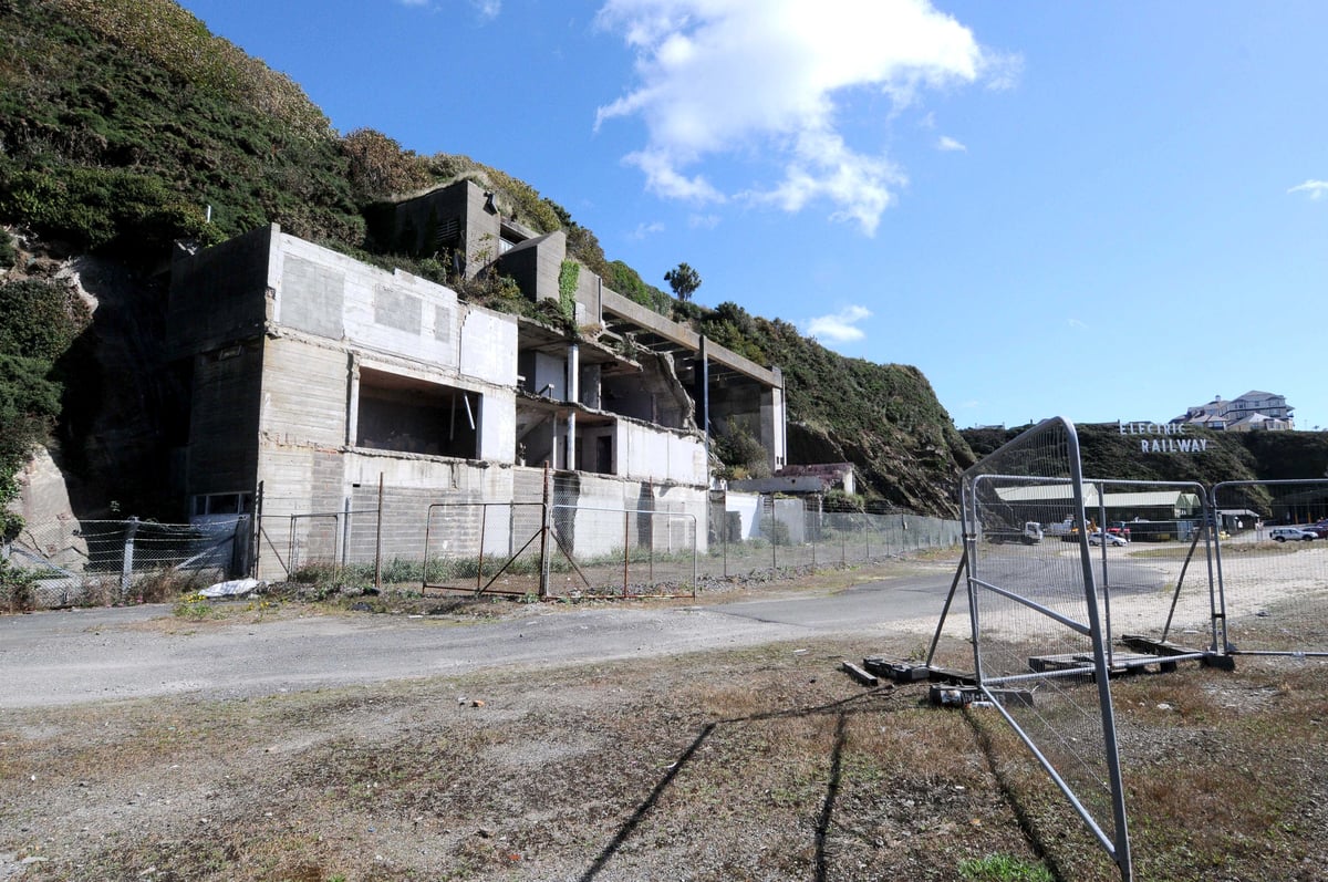 Plans to use Summerland site as temporar