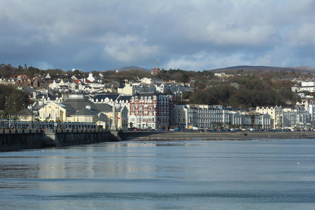IOM Post Office installs solar panels on